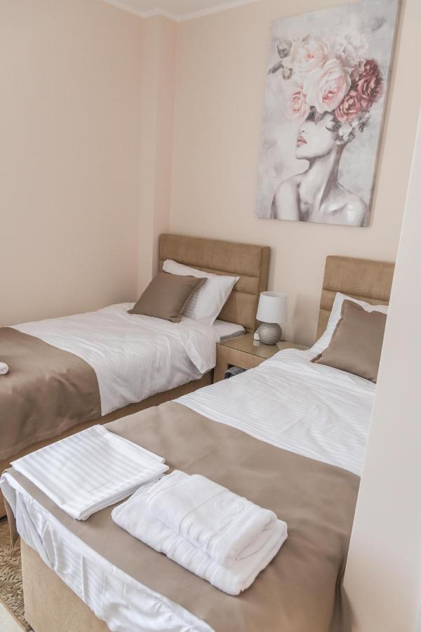A Klub Apartmani Mrcajevci Экстерьер фото